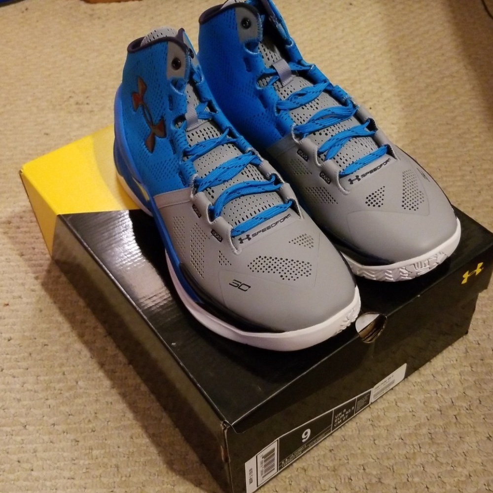 Under Armour Curry 2 electric blue
